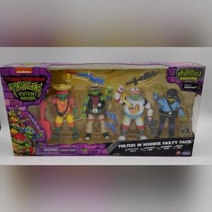 Teenage Mutant Ninja Turtles Mutant Mayhem Turtles in Disguise Party Pack